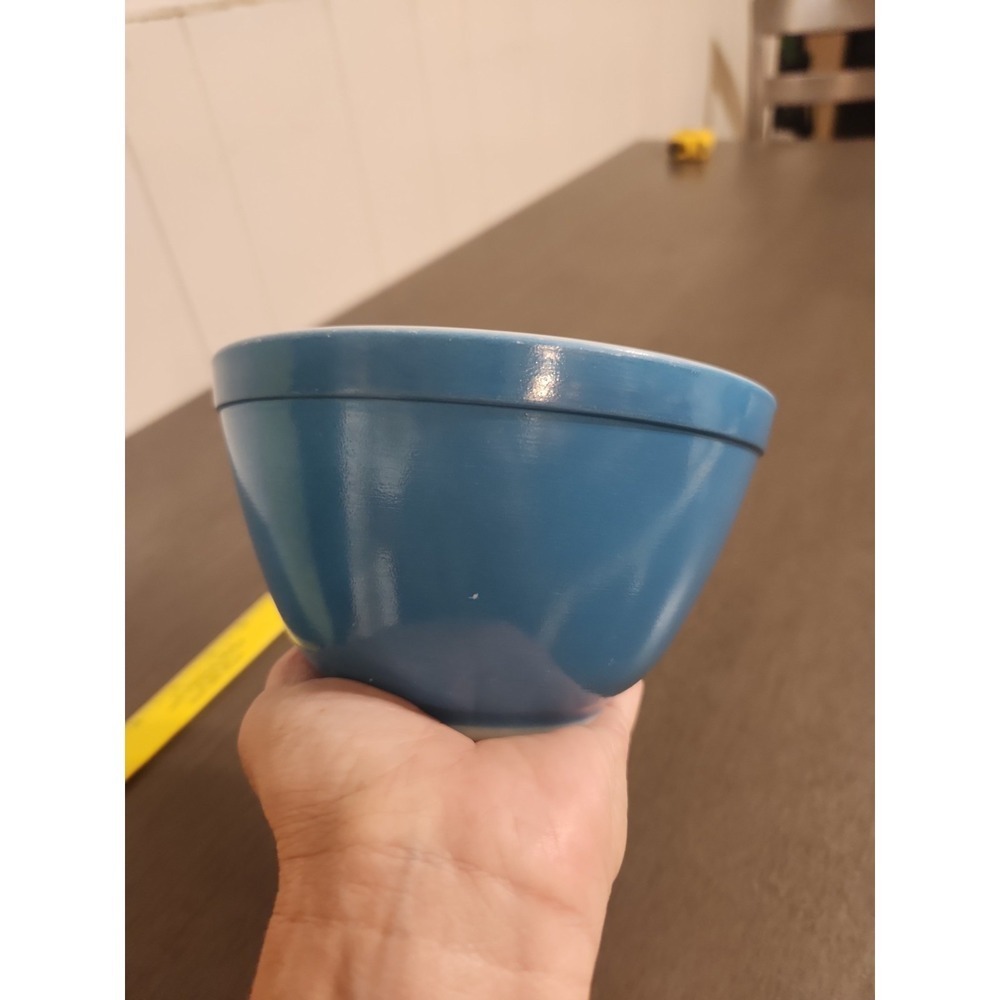Vintage Pyrex #401 1.5 Quart Solid Blue Small Mixing Bowl Mid Century Kitchen - Picture 12 of 13